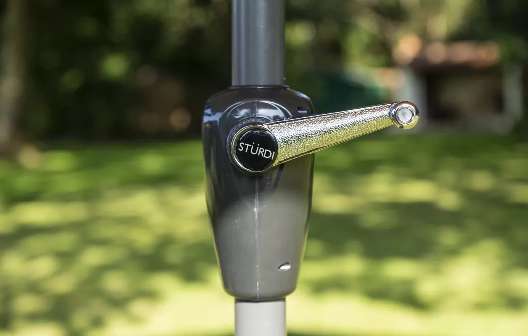 Sturdi Plus Aluminium Parasol in Green 3m - Mill Race Garden Centre