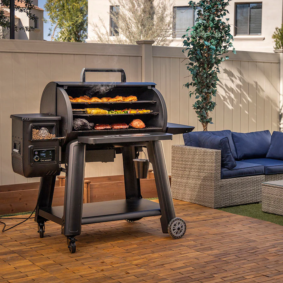 Pit Boss Competition Series 1600 Wood Pellet Grill FREE GIFT - Mill Race Garden Centre