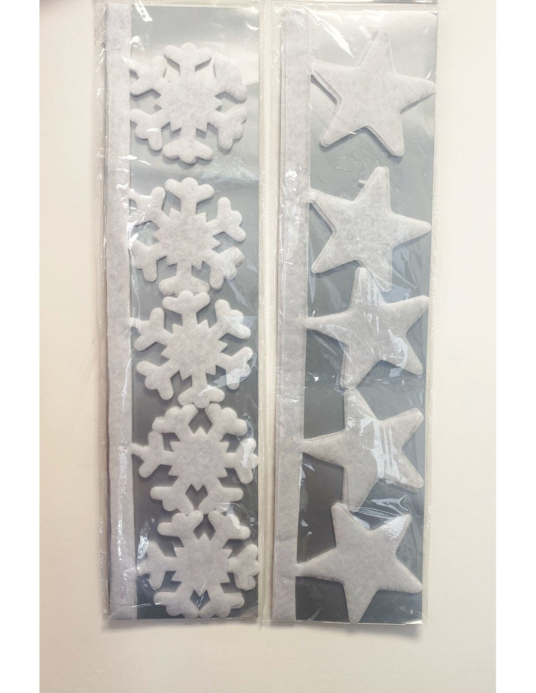 1.8m Snow Garland Decoration Border with Snowflakes Or Stars Assorted by Decoris - Mill Race Garden Centre