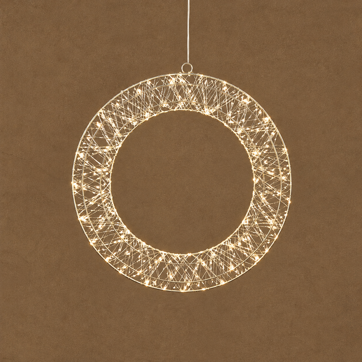 Luca Lighting Silver Christmas Wreath (D40 cm) – Outdoor/Indoor Iron Wire Ring with 600 Warm White Micro LEDs, Timer & Mains Adapter