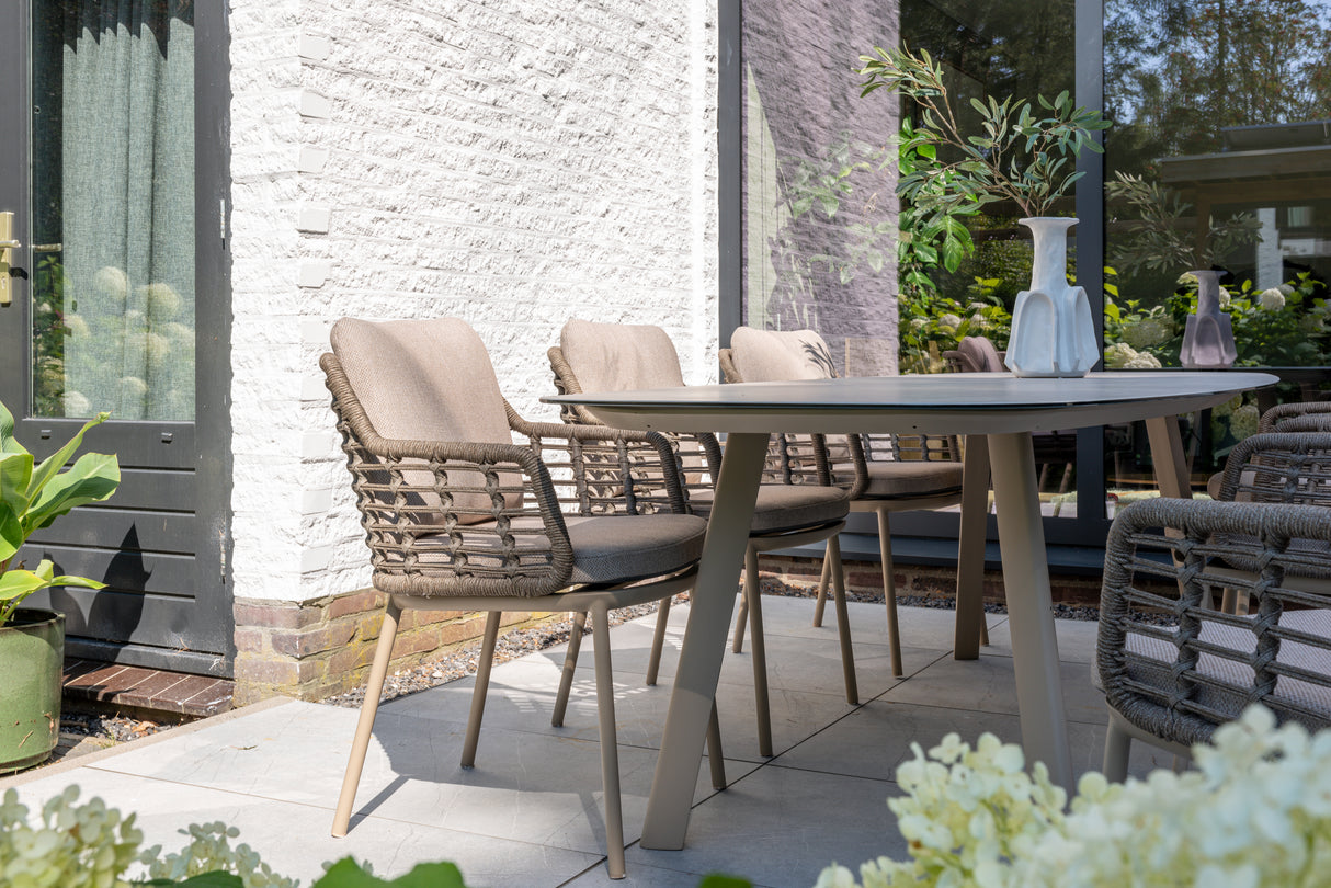 4 Seasons Outdoor Puglia Six Seat Oval Dining Set - Mill Race Garden Centre