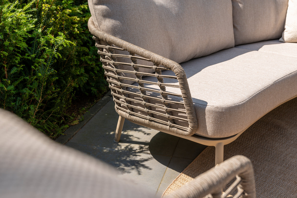 4 Seasons Outdoor Puglia Lounge Lux with a Footstool Set - Mill Race Garden Centre