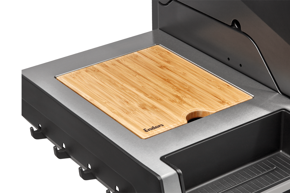 Enders Uniq 3 IK Cruster Gas BBQ with sleek design and grilling features, showcasing burners and grill surface.