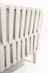 4 Seasons Outdoor Eva lounge set with metal frame, includes two Monroe coffee tables and a gentle support table, stylish outdoor furniture.