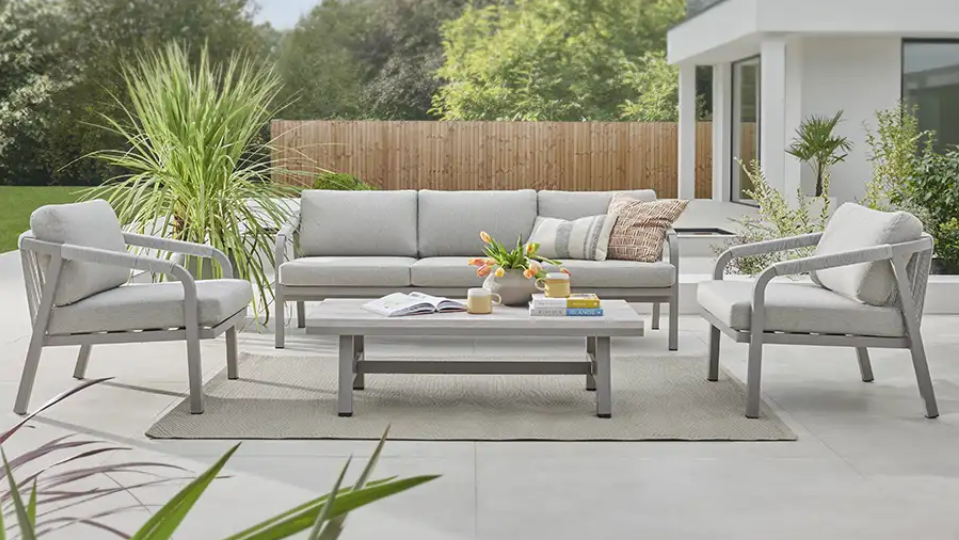 Kettler Trento 5-seat rope lounge set with metal frame and cushions, outdoor furniture for patio or garden relaxation.