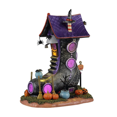 Lemax Spooky Town Spiderweb Manor illuminated building with detailed spooky exterior and 4.5V adaptor for holiday display.