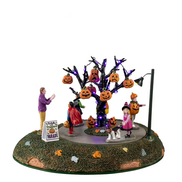 Trick Or Treaters Parade B/O (4.5V) Lemax Spooky Town Table Accent - Mill Race Garden Centre