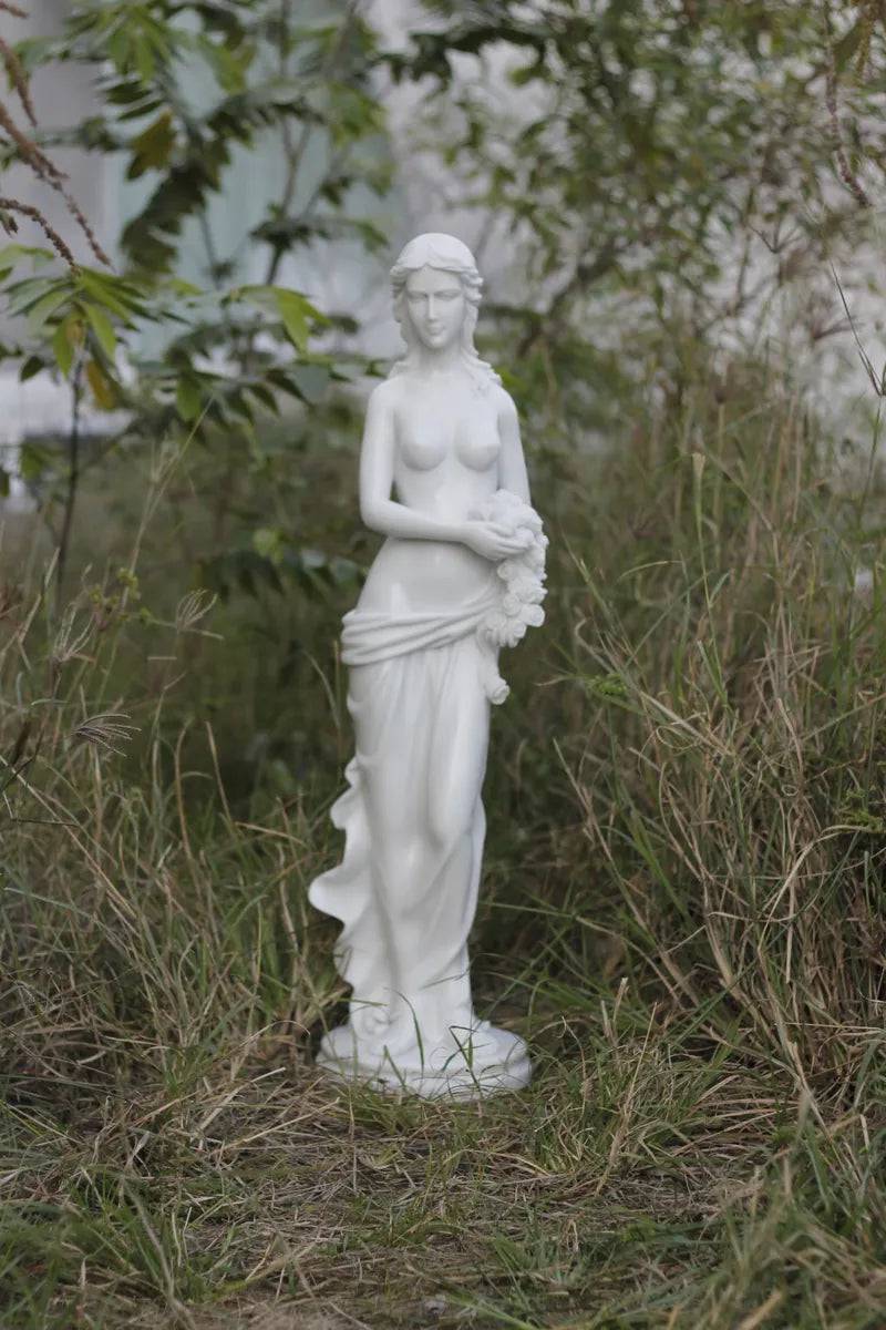 Isobella White Statue by Dinova/Melmar