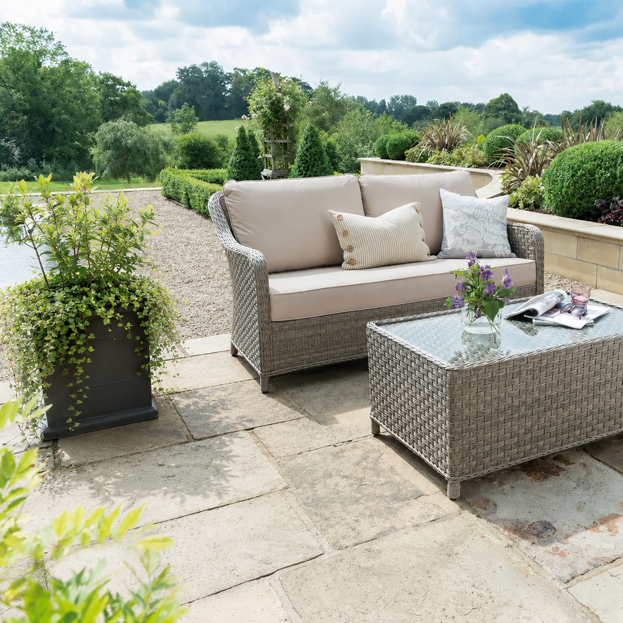 Kettler Charlbury Signature Sofa and Coffee Table Set