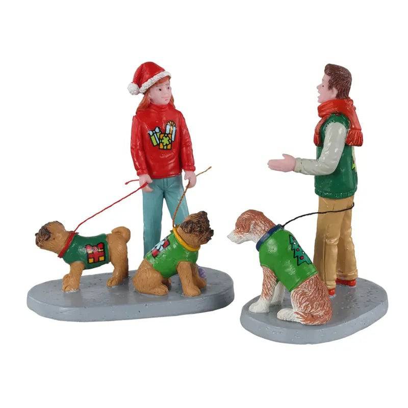 Festive Friends Set Of 2 Lemax Christmas Village Figurine - Mill Race Garden Centre