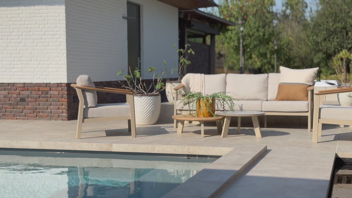 4 Seasons Outdoor Olivia Lounge Set with Vic Coffee Table & Footstool