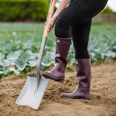 Square Mouth Shovel - Mill Race Garden Centre