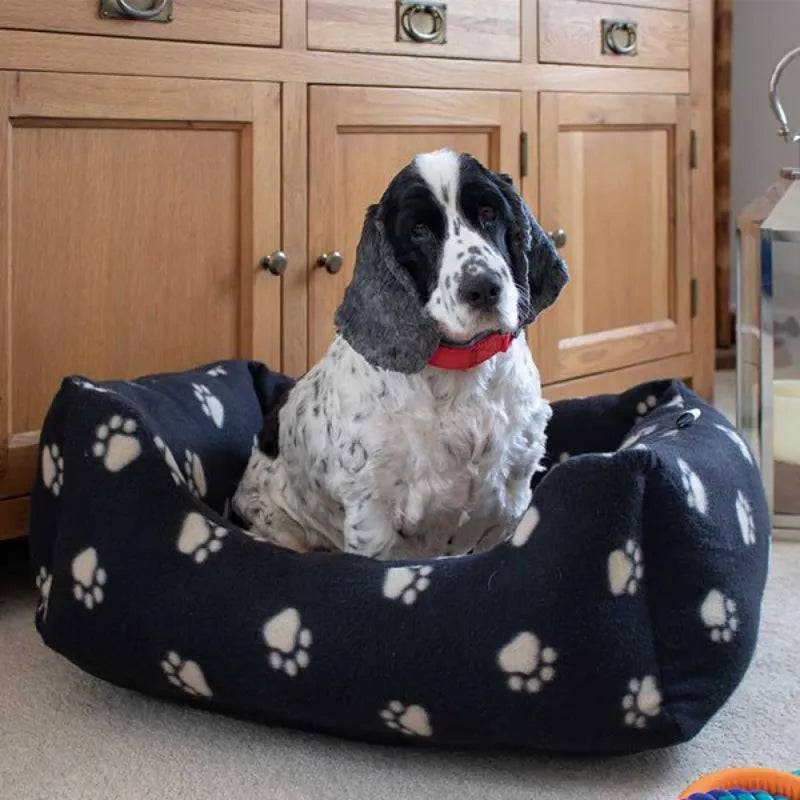 Smart Garden Zoon Snug Paws Jet Square Dog Bed - Medium